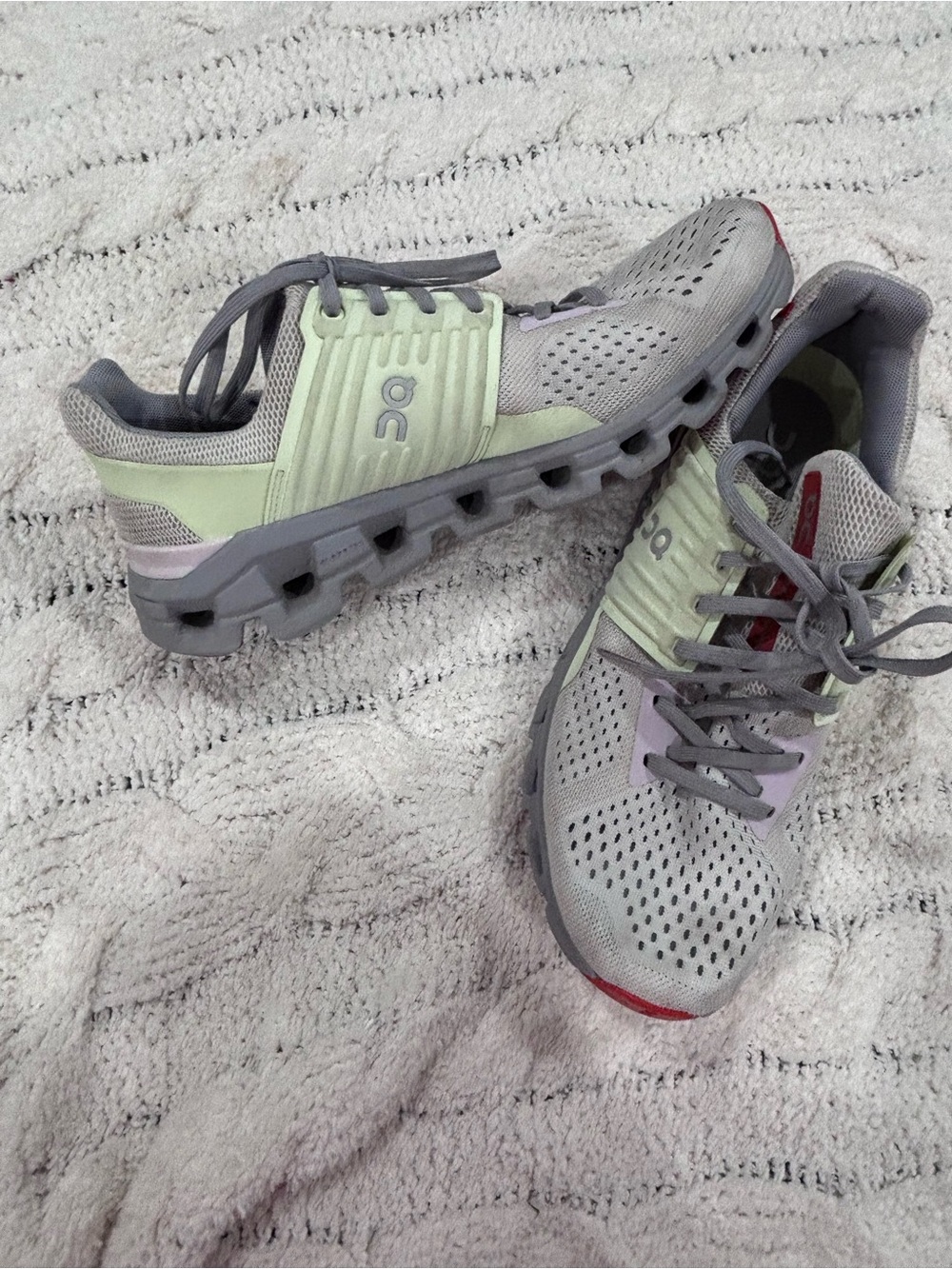On Lightweight Women's Gray and Pale Green Cloud-Style Running Shoes